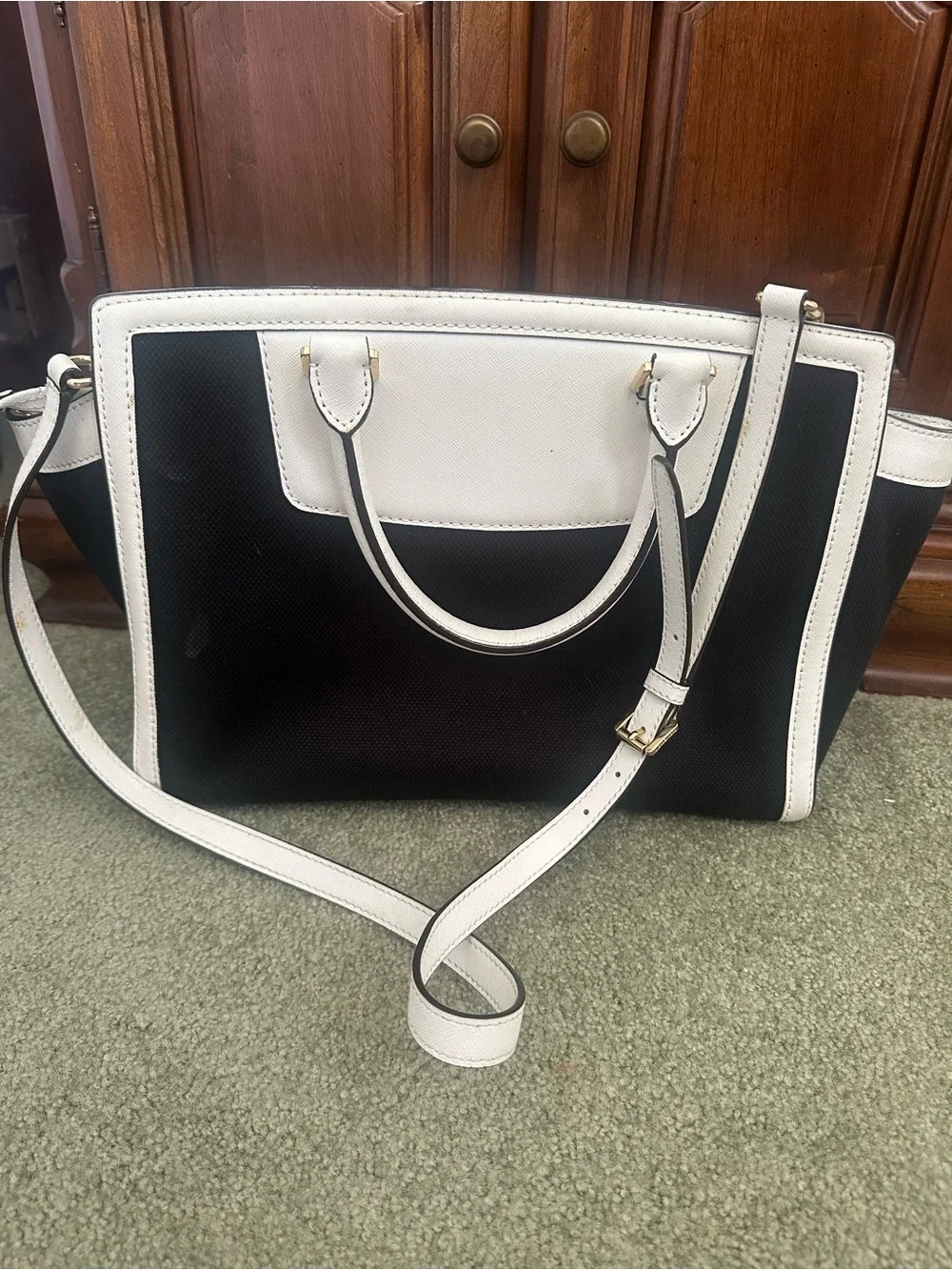 MICHAEL KORS Black and White Contrast Tote